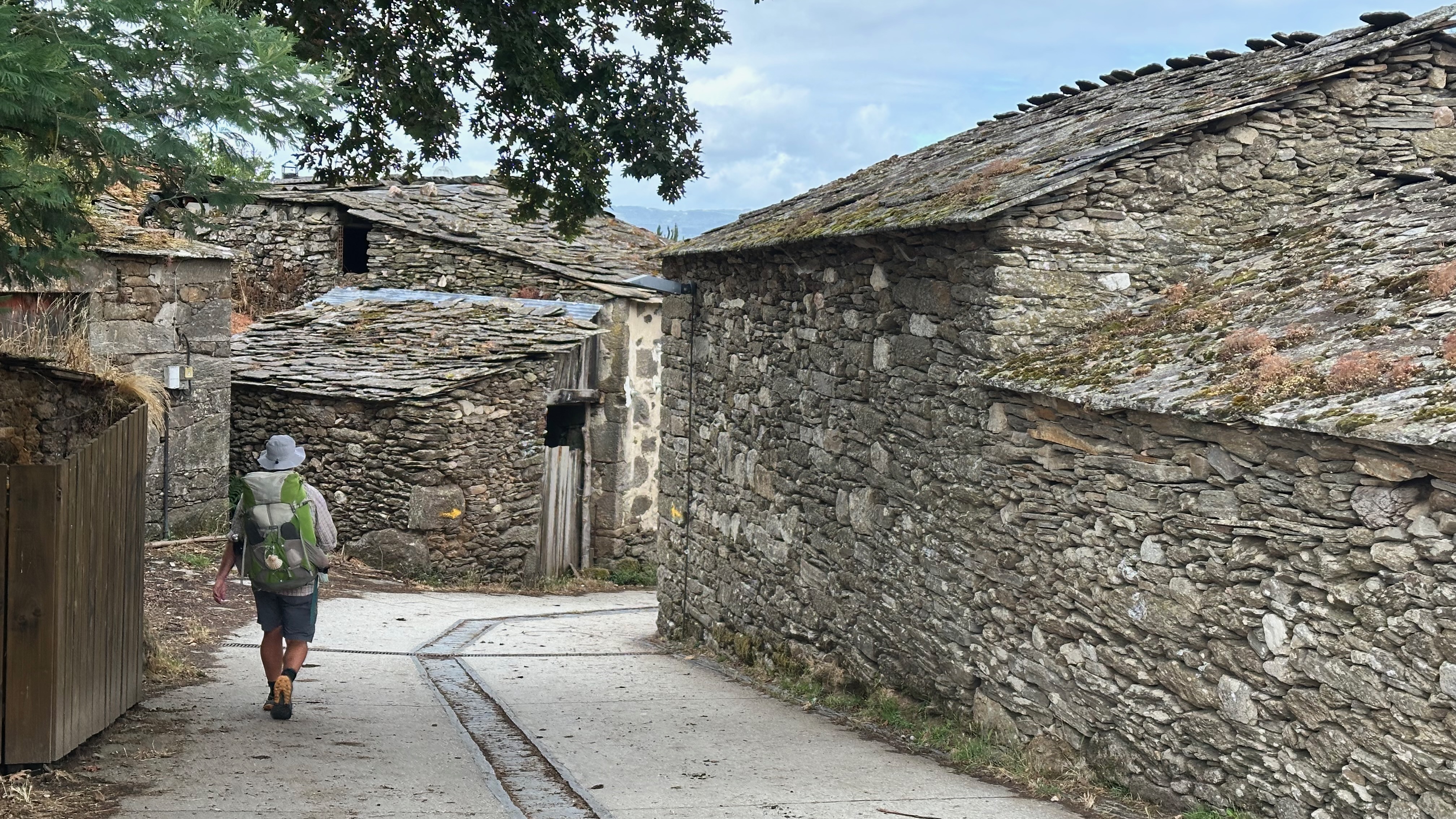 Day 3 - Walk from Portomarín to Palas de Rei